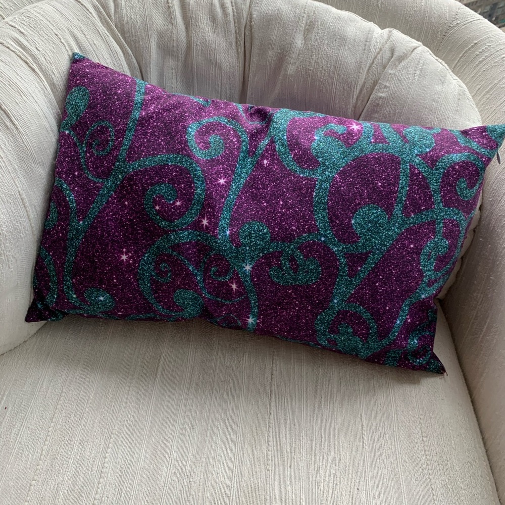 Glitter throw pillow